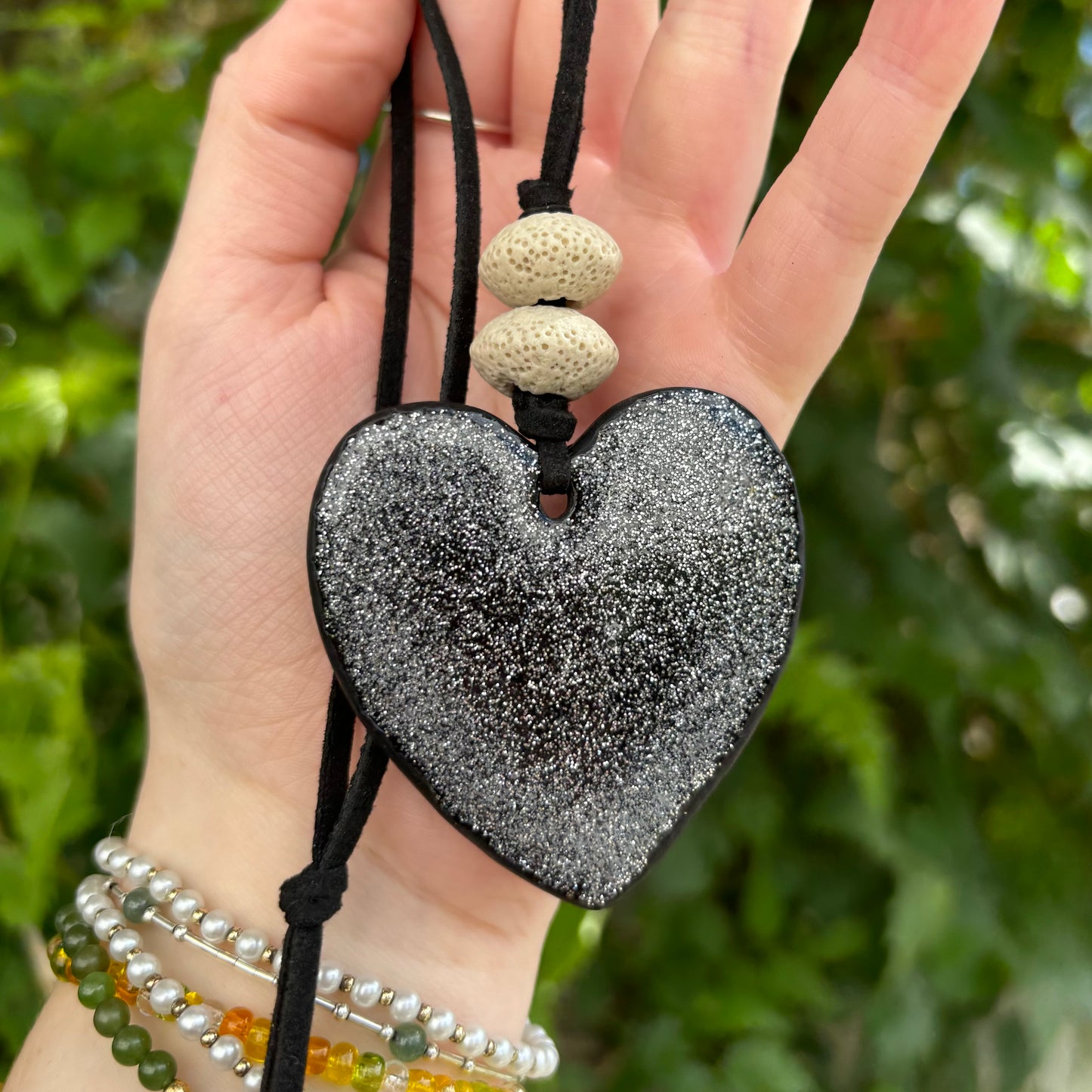 Heart Star & Moon Black Heart Clay Car Essential Oil Diffuser – Home Ornament & Hanging Decoration