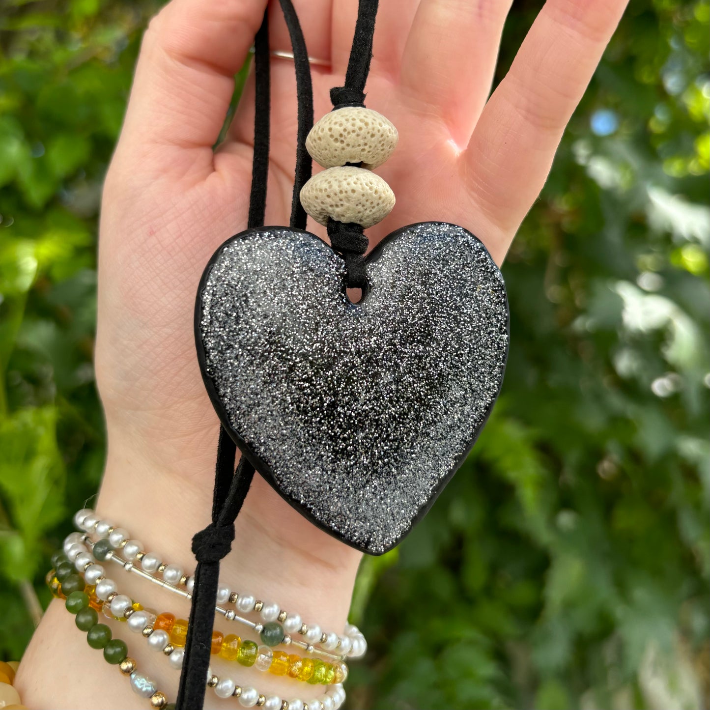 Heart Star & Moon Black Heart Clay Car Essential Oil Diffuser – Home Ornament & Hanging Decoration