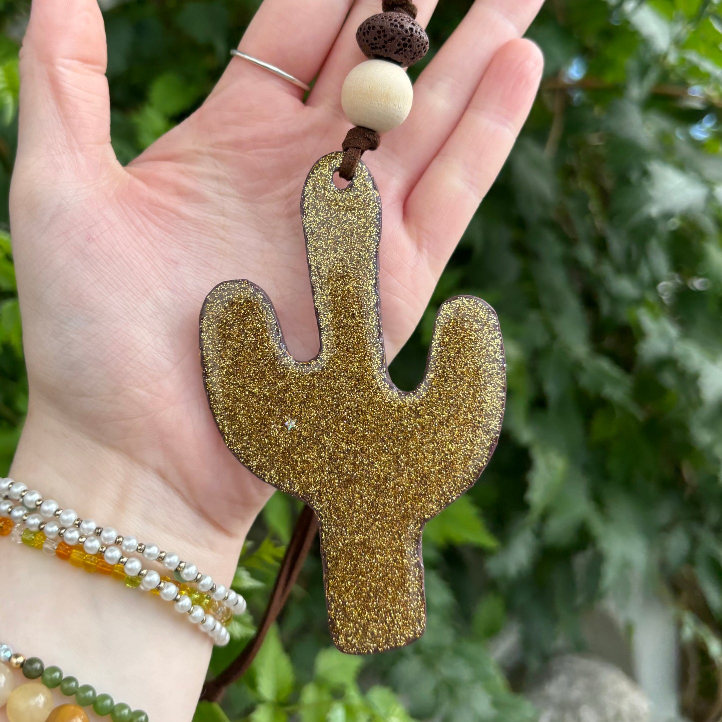 Cactus Brown & Gold Leaf Clay Car Essential Oil Diffuser – Home Ornament & Hanging Decoration